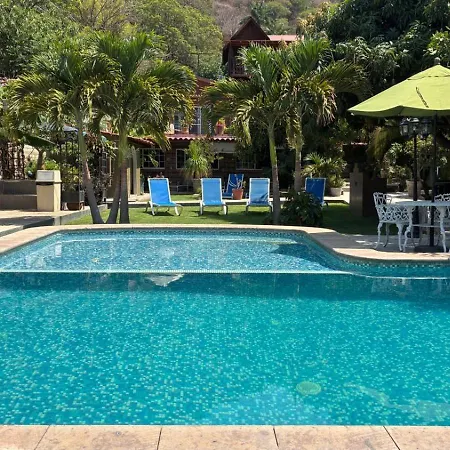 Casa De La Abuela-2